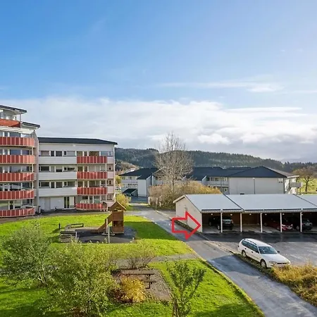 Modern Fully Furnished Apartment! * Будё