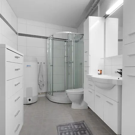 Modern Fully Furnished Apartment! Апартаменты